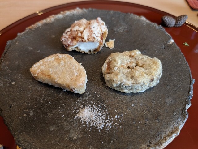 職人の技術が光る御料理心馬のサクッとした食感の揚げ物